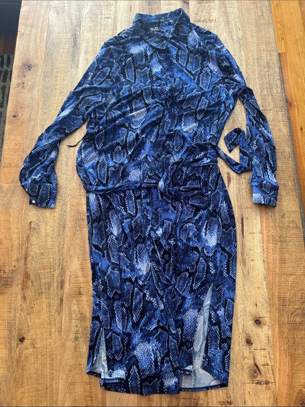 INC International Concepts Blue Snake-Print Long Button-Down Shirt Dress belted